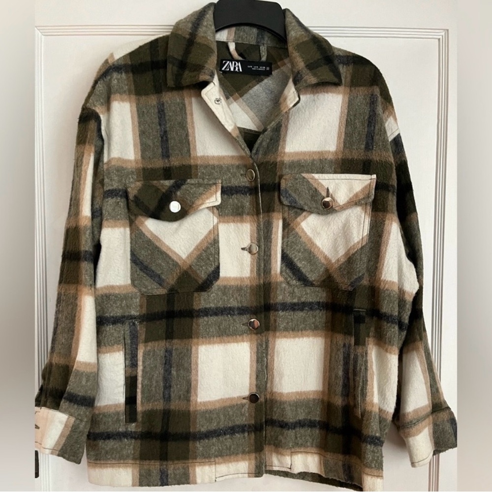 Zara Plaid Button-Up shacket